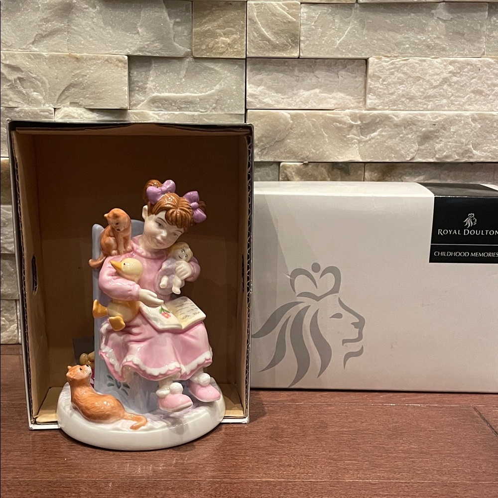 Royal Doulton Childhood Memories Bedtime Story